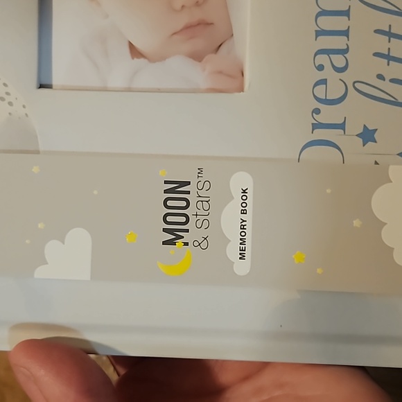 MOON & STARS BABY MEMORY BOOK: NEW WITH TAGS - Picture 2 of 4